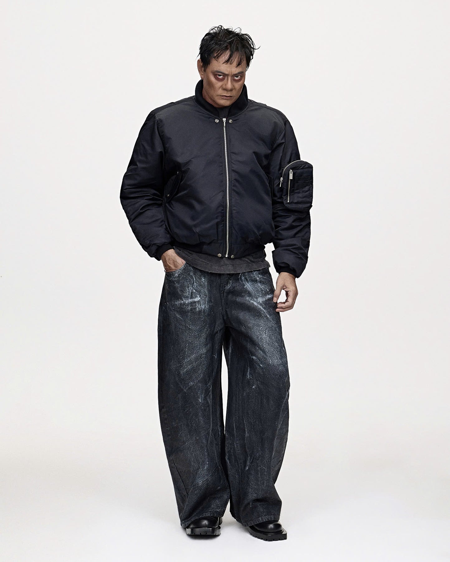 Black coated wide pants