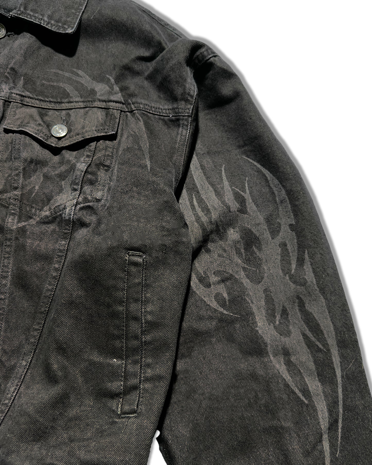 Dirty black jacket jean